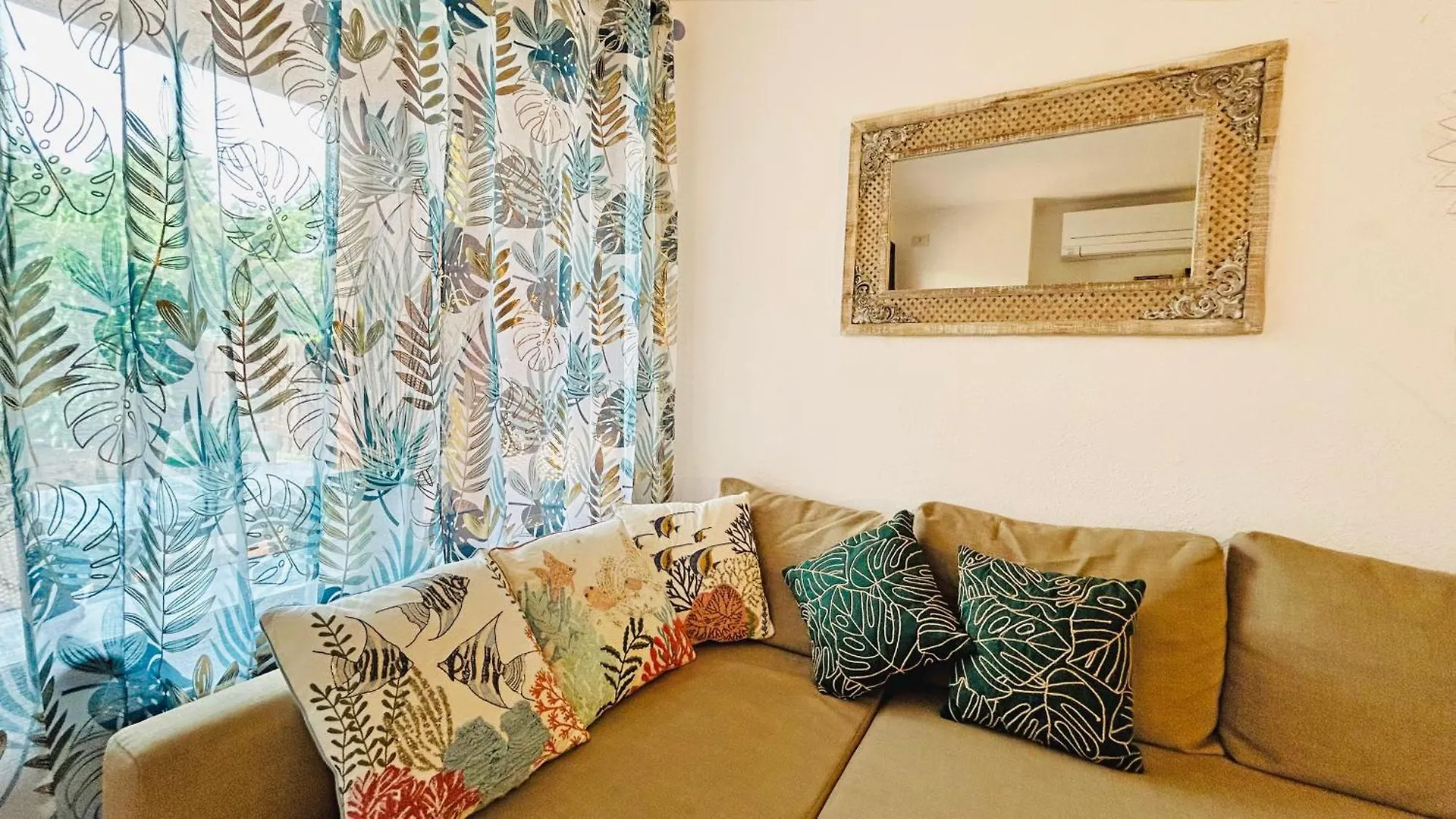 Deluxe Apartments In Porto Rotondo