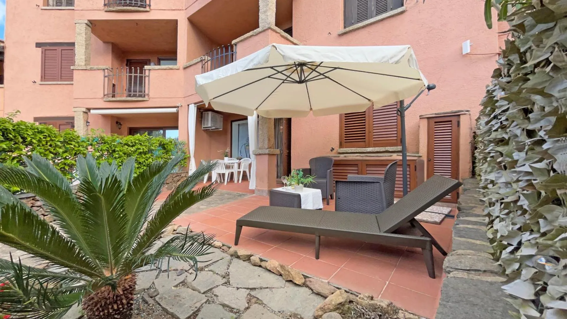 Deluxe Apartments In Porto Rotondo 0*,